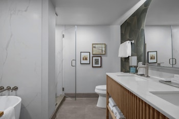 Suite, 2 Queen Beds, Tower
