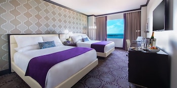 Deluxe 2 Queens Gulf View Non Smoking