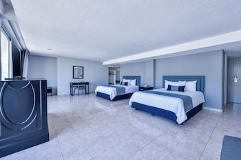 Family Room, Mountain View
