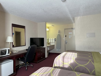 Room, 2 Queen Beds, Non Smoking