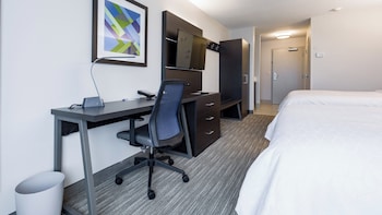 Standard Room, 2 Queen Beds (Pet Friendly)