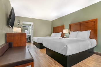 Room, 2 Queen Beds