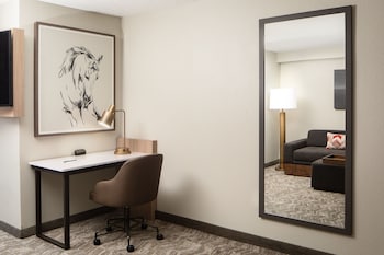 Suite, 2 Queen Beds