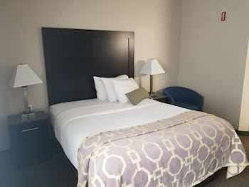 Standard Room, 1 Queen Bed, Accessible