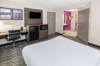 Room, 1 King Bed, Non Smoking