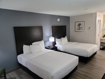 Deluxe Room, 2 Double Beds, Non Smoking