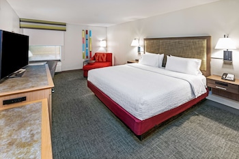 One king bed non smoking