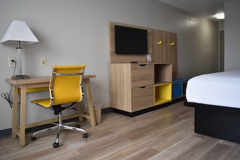 Room, 1 King Bed, Non Smoking