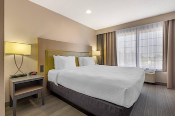 Suite, 1 King Bed, Non Smoking, Jetted Tub