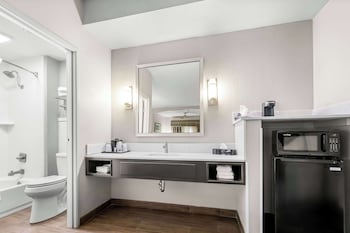 Standard Room, 2 Queen Beds, Non Smoking, Refrigerator & Microwave