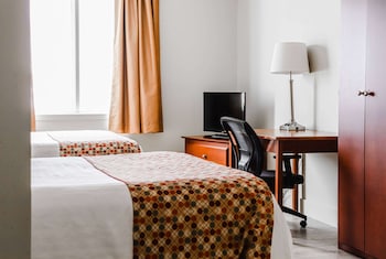 Suite, 2 Queen Beds, Non Smoking (Efficiency)