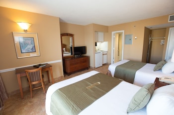 Standard Room, 2 Double Beds, Partial Sea View