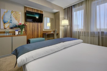 Standard Double bed