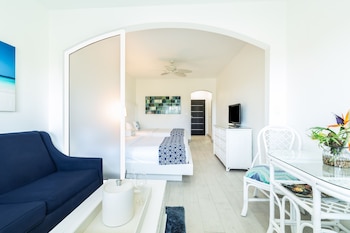 Standard Plus - 2 Double Beds