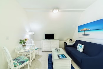 Room, 1 King Bed, Balcony (View)