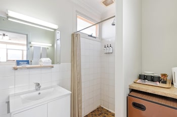 Standard Room, Multiple Beds, Non Smoking