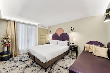 Comfort Triple Room