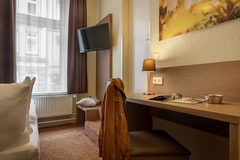 Double Room (Queensize)