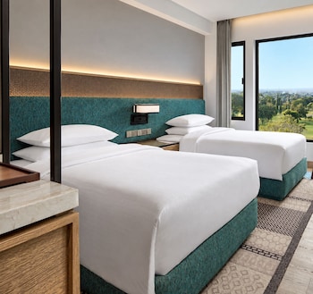 Premier Room, 2 Twin Beds, Golf View