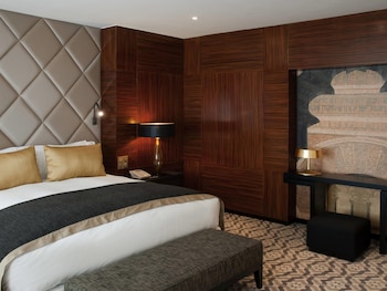 Club Suite, 1 King Bed, Club Lounge Access (Prestige)