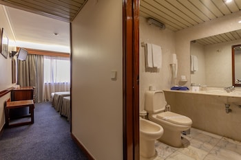 Twin Room (extra bed)