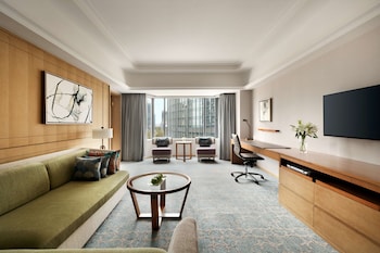 City Wing, Executive Suite, 1 King Bed
