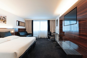 Executive Double Room, 1 Queen Bed with Sofa bed