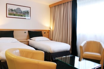 Single Room, 2 Twin Beds (Economique)