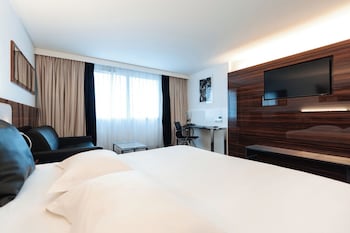 Chambre EXECUTIVE grand lit et canapé-lit pour enfant de 12 ans maximum