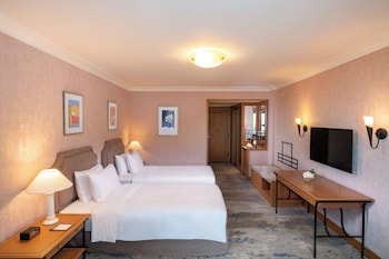 Deluxe Twin Room, City View