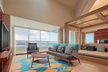 Suite, 1 King Bed, Ocean View, Tower(Ocean Suite, Suite Room, High floor)