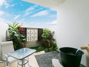 Premium Room, 2 Twin Beds, Garden View, Tower (Premium Lanai Room)