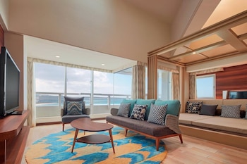 Suite, 1 King Bed, Ocean View, Tower(Ocean Suite, Suite Room, High floor)