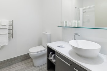 One Bedroom Apartment