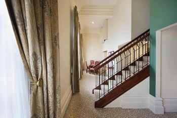 2 Bedroom Family Apartment