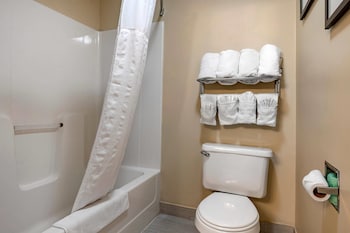 Standard Room, 2 Queen Beds, Non Smoking