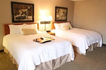 Room, 2 Queen Beds, Accessible, Non Smoking