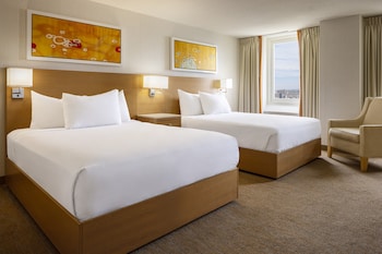 NORTH DELUXE ROOM 2 QUEEN NON-SMOKING