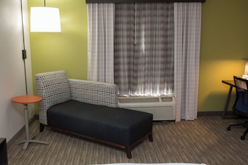 Standard Room, 1 King Bed, Accessible (Communications)