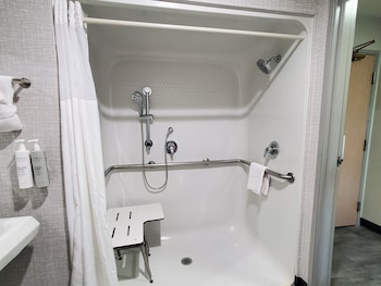 One King Bed, Non-Smoking, Accessible