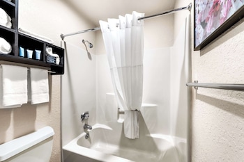 Deluxe Room, 2 Queen Beds (1st and 2nd Floor)