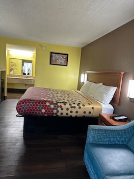 Standard Room, 1 King Bed, Smoking