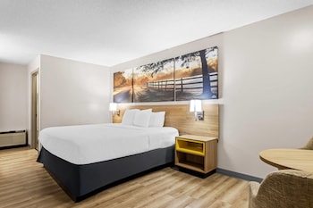 Standard Room, 1 King Bed