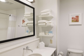 Room, 2 Queen Beds, Refrigerator