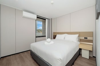 Deluxe Studio Suite