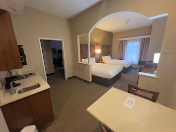 Suite, Multiple Beds, Non Smoking (Efficiency)