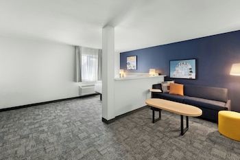 Standard Room, 1 Queen Bed with Sofa bed