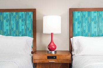 Room, 2 Queen Beds, Accessible (Hearing)