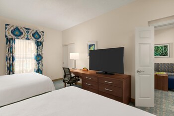 Suite, Multiple Beds, Kitchen