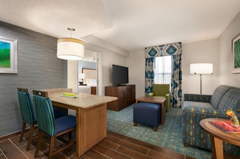 Suite, Multiple Beds, Kitchen